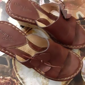 Born wedges🍄3 for $20!